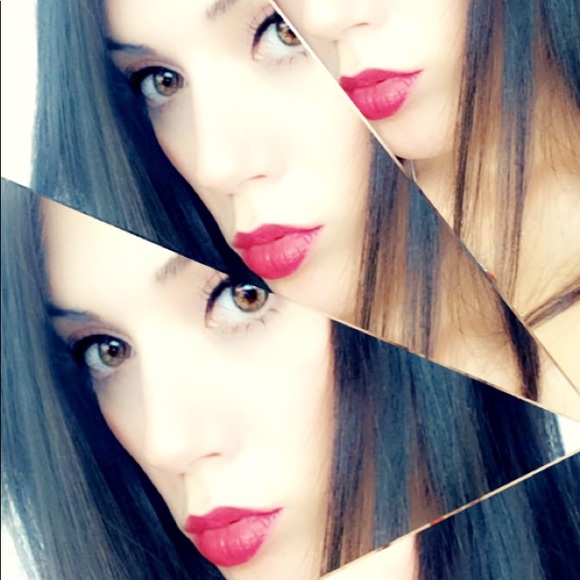 Meet your Posher, Victoria - Picture 1 of 1